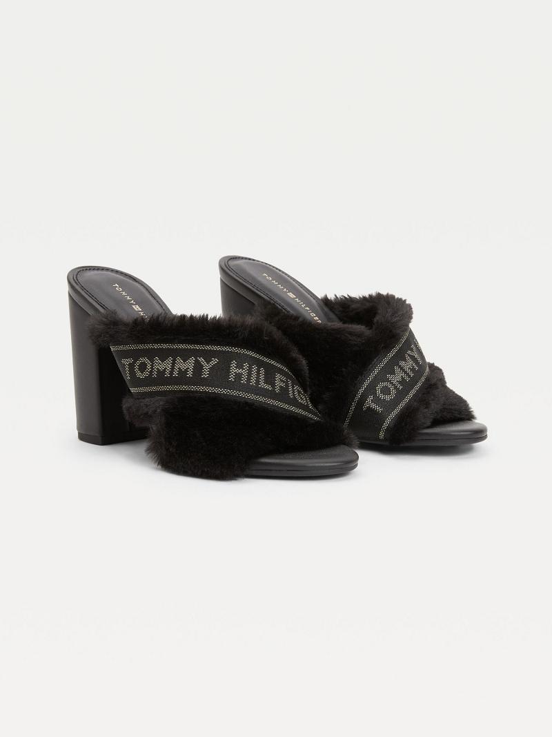 Női Tommy Hilfiger Black Furry Sarkú Sandal Fekete | HU 607RVD